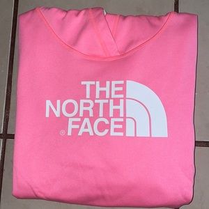 The North Face: Women’s Half Dome Pullover Hoodie